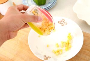Kitchen Gadgets Peel Corn Separator - Image 6