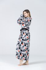 RONGTAI Womens Plush Fleece Hooded Bathrobe, Thick Nightgown Long Robe Sleepwear With Two Side Pockets And Belt - Image 4