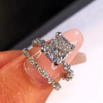 Fashion And Fully-jewelled Zircon Ring Suit